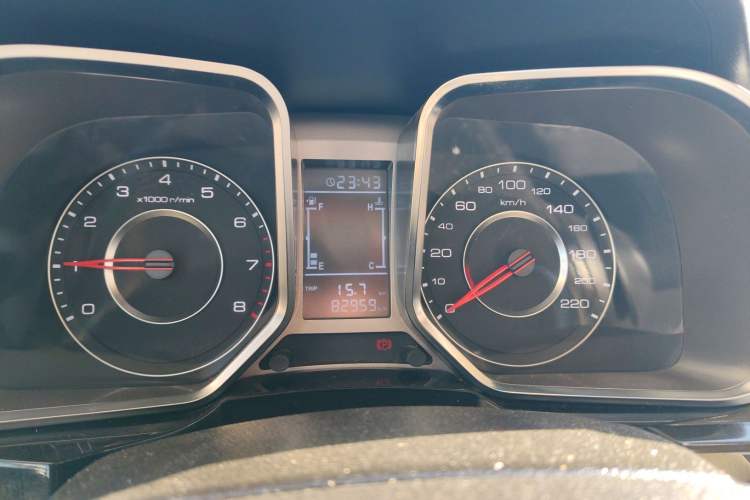 Used Zotye Domy X5 2017 Value Edition 1.6L Manual Fashion Model
