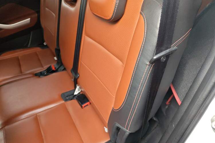 Used HYOSOW S3 2016 S3L 1.5L Manual Prestige Edition
