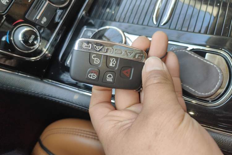 Used Jaguar XJ 2016 XJL 3.0 SC Four-Wheel Drive Flagship Business Edition
