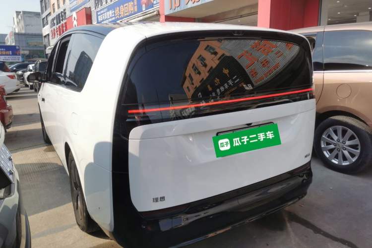 Used Li Auto MEGA 2024 Ultra Model