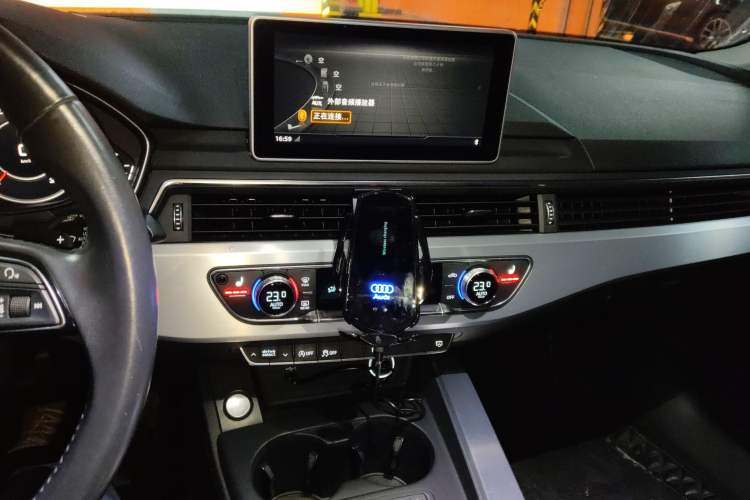 Used Audi A4L 2018 30th Anniversary Edition 40 TFSI Fashion Model