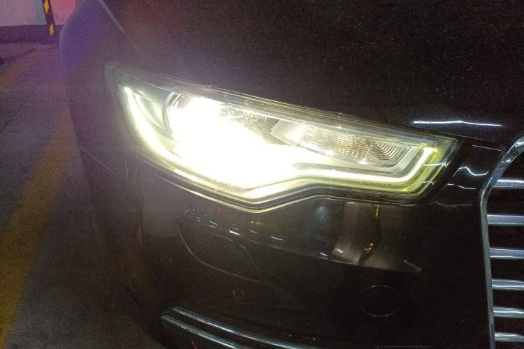 Used Audi A6L 2012 30 FSI Comfort Model
