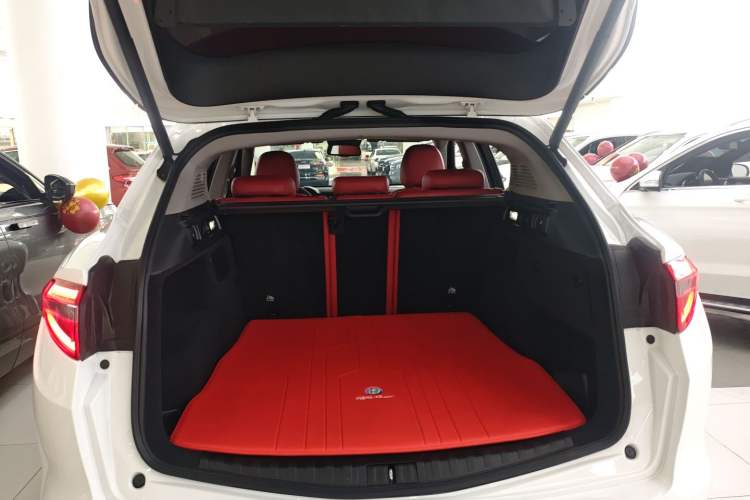 Used Alfa Romeo Stelvio 2017 2.0T 200HP Elite Edition
