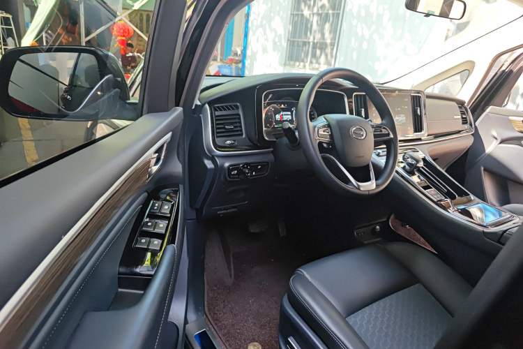 Used GAC Trumpchi M8 2023 Lingxiu Series 390T Luxury Edition Interior 3