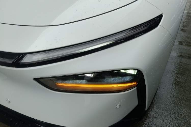 Used XPeng P7+ 2024 Long-Range Max Left Front Headlight