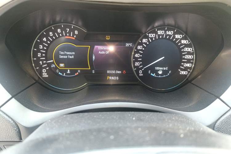 Used Lincoln MKZ 2017 2.0T Luxury Edition Odometer Close Up