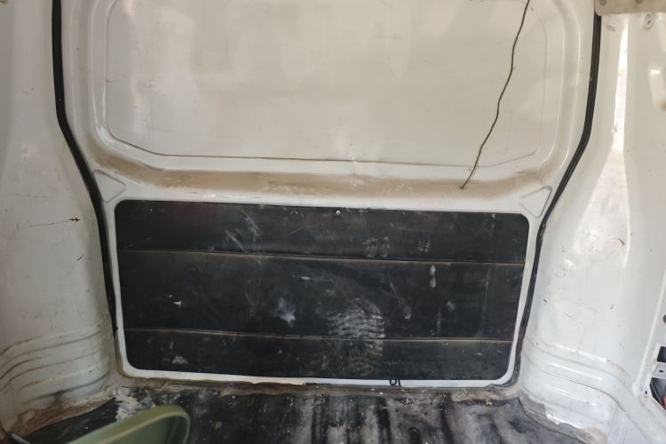 Used Jinbei Hiace X30 2018 1.5L Cargo Van Comfort Model DLCG14 Trunk