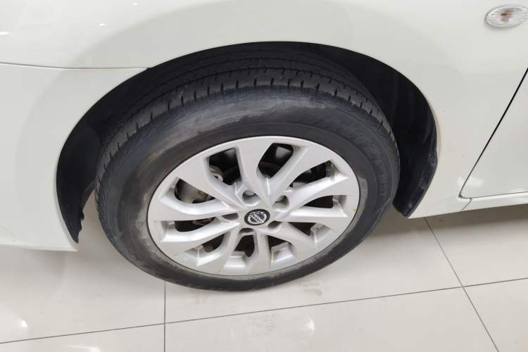 Used Nissan Sylphy 2024 Classic 1.6XL CVT Luxury Edition Exterior 2