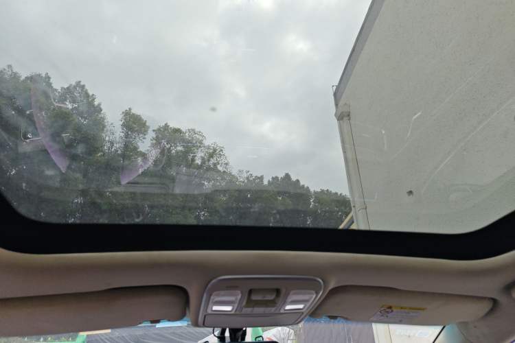 Used Geely Auto Emgrand GS 2017 Elegant Edition 1.3T Automatic Smart Connectivity Model