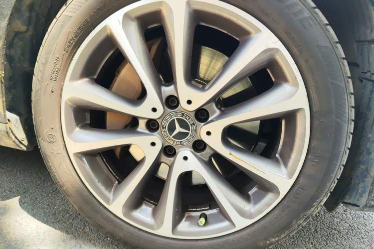 Used Mercedes-Benz E-Class 2017 E 300 L Luxury Model
