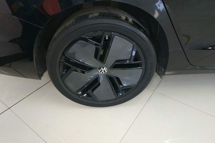 Used Volkswagen Passat 2025 Pro 380TSI Starry Dragon Luxury Edition
