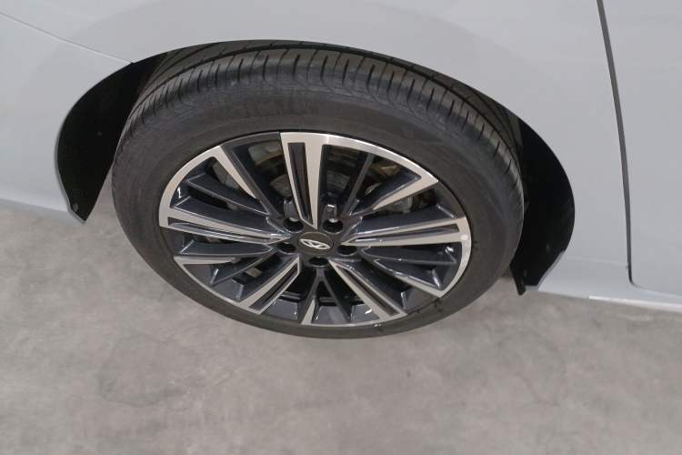 Used Chery Arrizo 8 2024 1.6T DCT Smart
