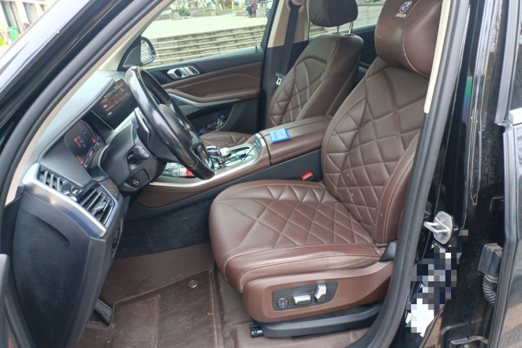 Used BMW X5 2022 xDrive 30Li M Sport Package