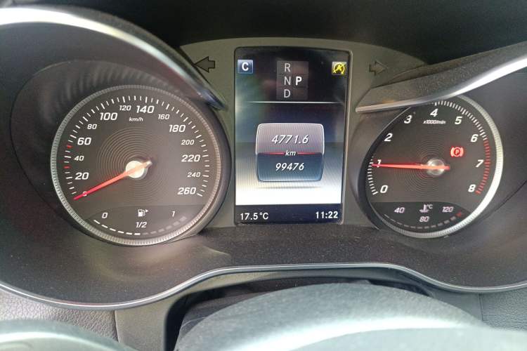 Used Mercedes-Benz GLC 2017 GLC 260 4MATIC Dynamic Edition
