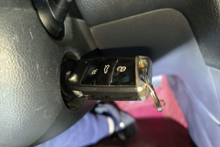 Used Volkswagen Golf 2016 1.6L Automatic Comfort Model Vehicle Key