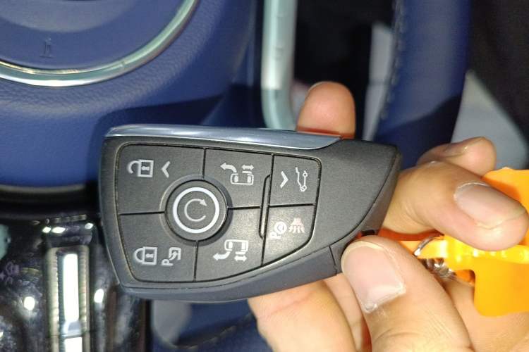 Used Buick Century 2023 2.0T Six-Seater Yinshi Edition