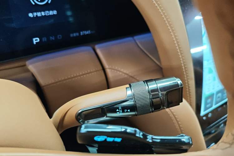 Used Yangwang U8 2023 Luxury Edition
