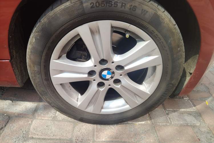 Used BMW 1 Series 2011 120i two-door coupe