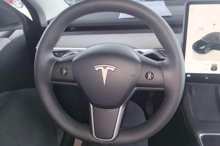 Used Tesla Model Y 2023 Rear-Wheel-Drive Version