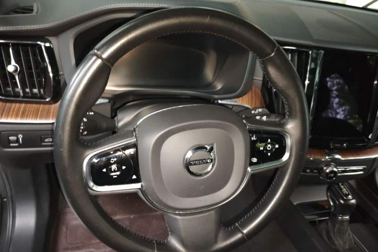 Used Volvo XC60 2021 T5 4x4 Zhiya Luxury Edition Steering Wheel