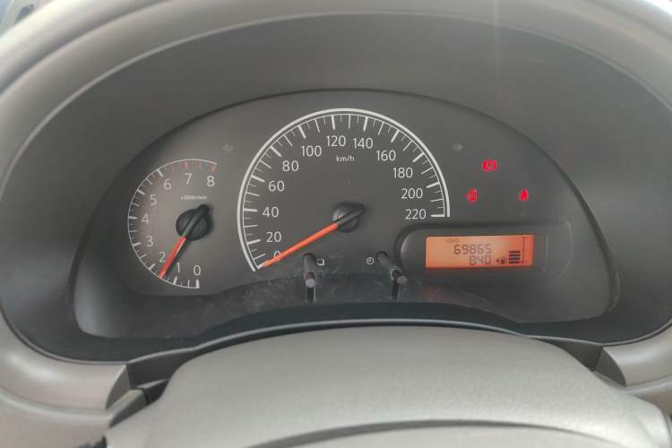 Used Nissan Sunny 2011 1.5XE Manual Comfort Edition
