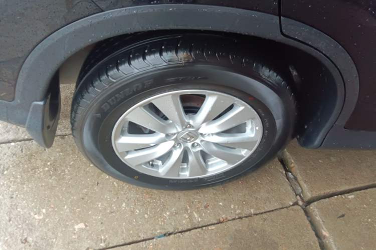 Used Honda CR-V 2016 2.0L two-wheel drive Urban Edition Right Rear Wheel Hub