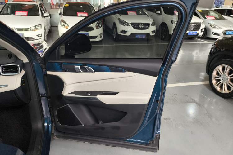 Used Lynk & Co 01 2019 2.0T Two-Wheel Drive Zhaopu Version China VI Standard