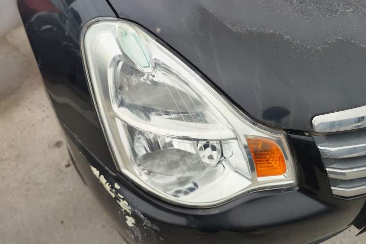 Used Nissan Sylphy 2018 Classic 1.6XE+ Manual Leading Edition Right Front Headlight