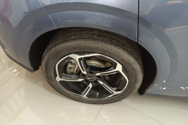 Used BYD Seal 06GT 2025 605 Heatwave Edition Right Rear Wheel Hub