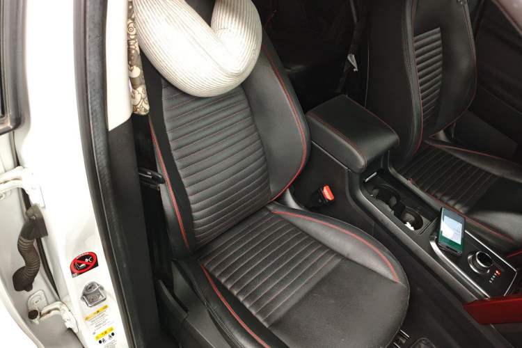 Used Land Rover Discovery Sport 2019 240 PS SE Dynamic Version China VI Standard