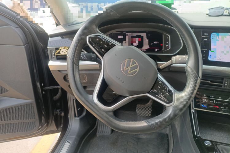 Used Volkswagen Passat 2022 330TSI Luxury Edition Steering Wheel