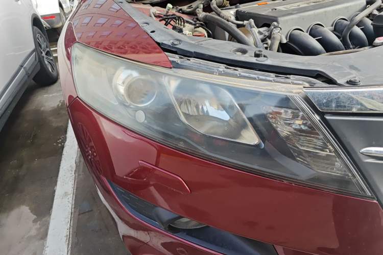 Used Honda Crosstour 2012 2.4L Prestige Edition
