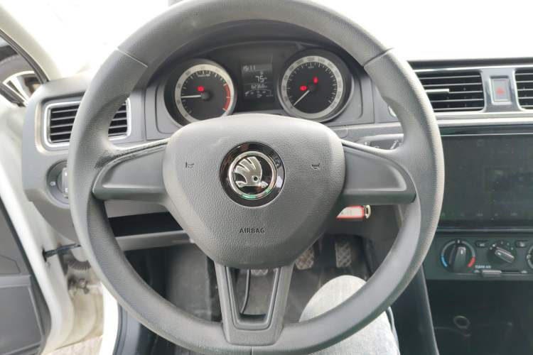 Used Skoda Rapid Spaceback 2019 Revised Version 1.5L Manual Standard Edition China VI