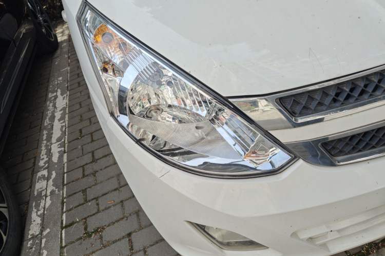 Used Wuling Rongguang V 2016 1.5L Standard Version
