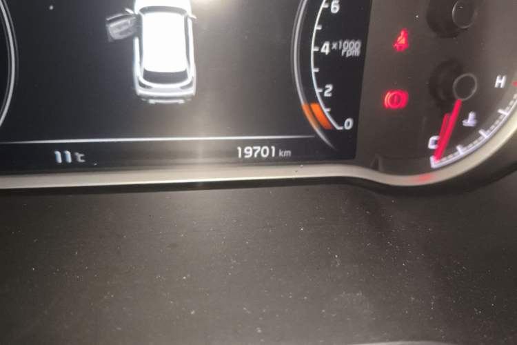 Used Kia Sportage R 2018 2.0L Automatic Smart Luxury Version China V Standard Odometer Close Up