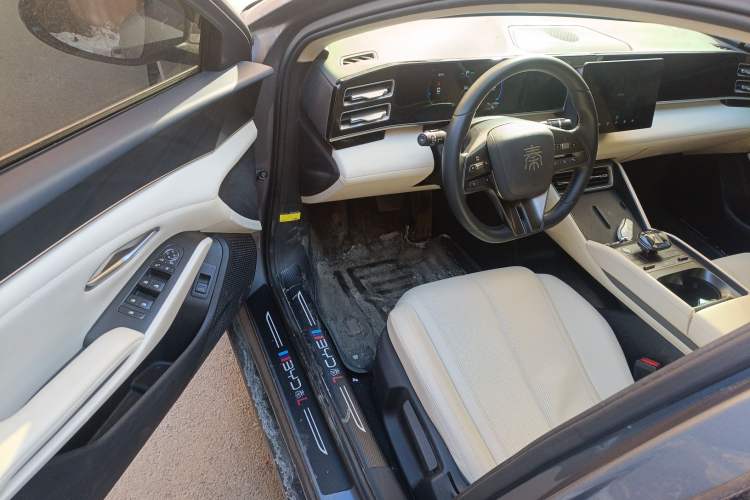 Used BYD Qin L 2024 DM-i 80KM Leading Model Driver Seat