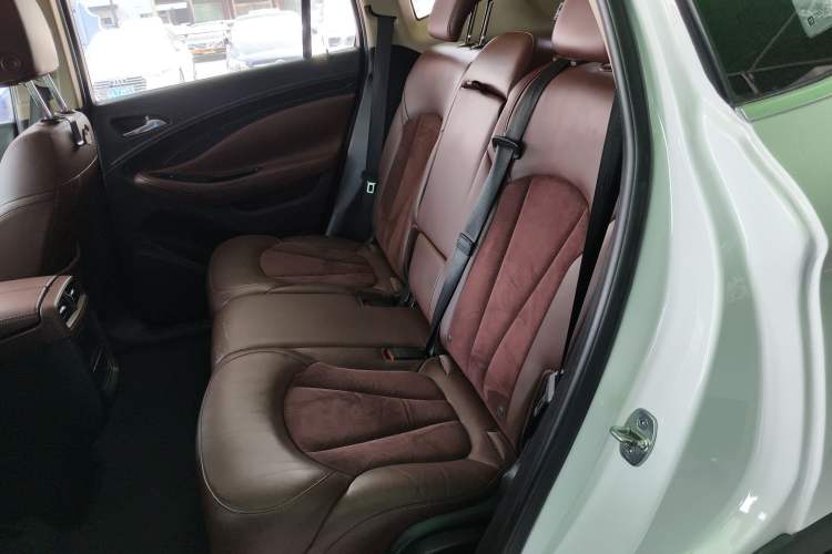 Used Buick Envision 2016 28T Four-Wheel Drive Elite Version Left Rear Seat