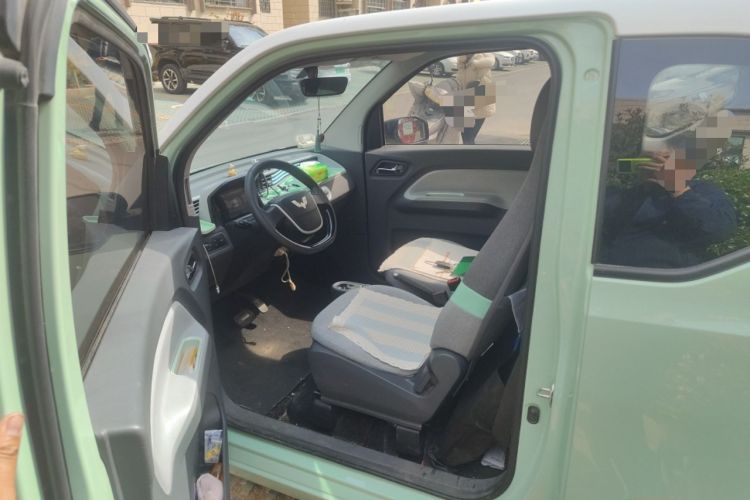 Used Wuling Hongguang MINIEV 2021 Macaron Premium Model – Lithium-NMC Driver Seat