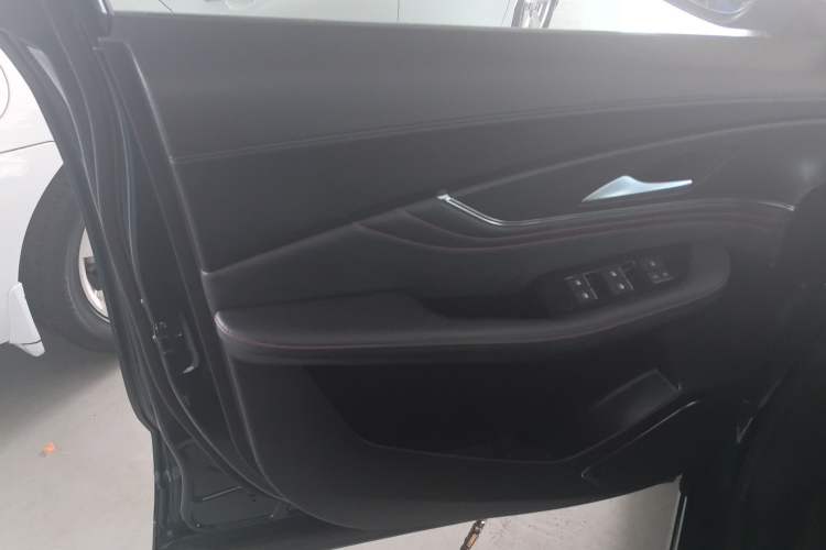 Used FORTHING T5 EVO 2021 1.5TD DCT Glory Edition
