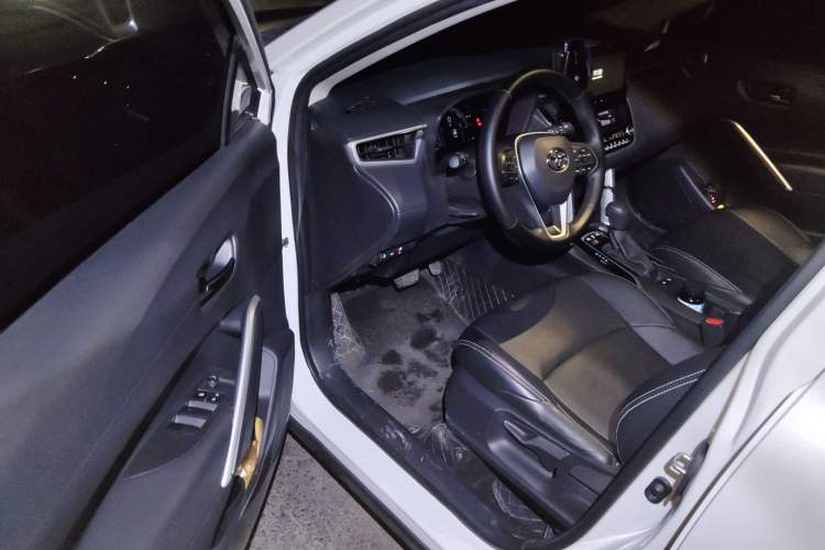 Used Toyota FRONTLANDER 2024 2.0L Smart Electric Hybrid Dual-Engine Leading Edition