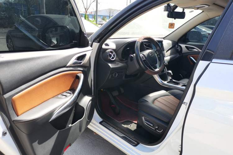 Used BYD Song 2016 2.0TID Automatic Prestige Edition
