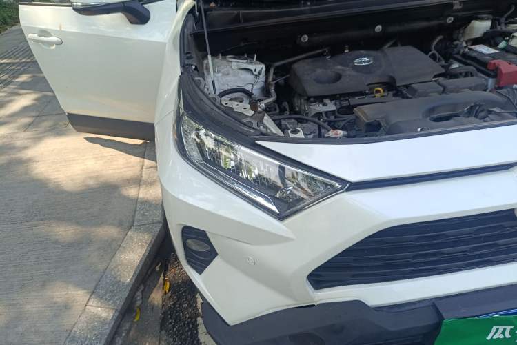 Used Toyota RAV4 2020 2.0L CVT Two-Wheel Drive Fashion Edition