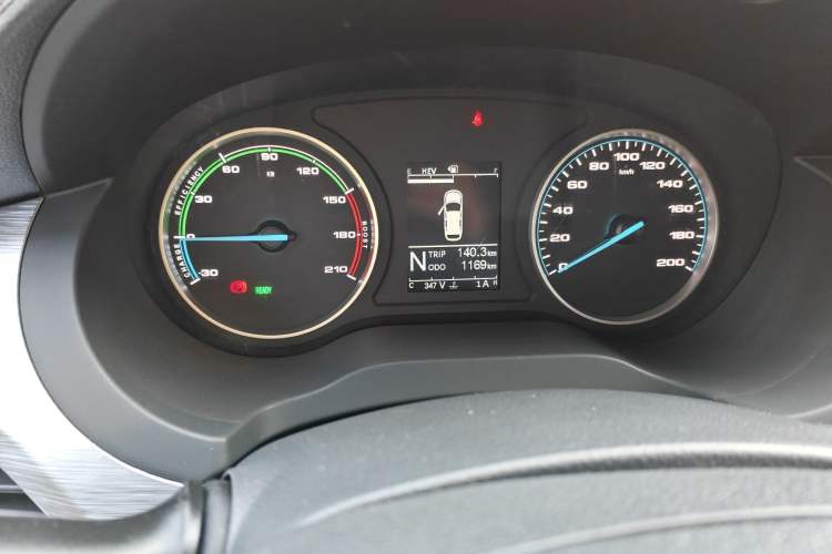 Used JAC Refine M3 PHEV 2025 PLUS 2.0L Smart Connectivity Version