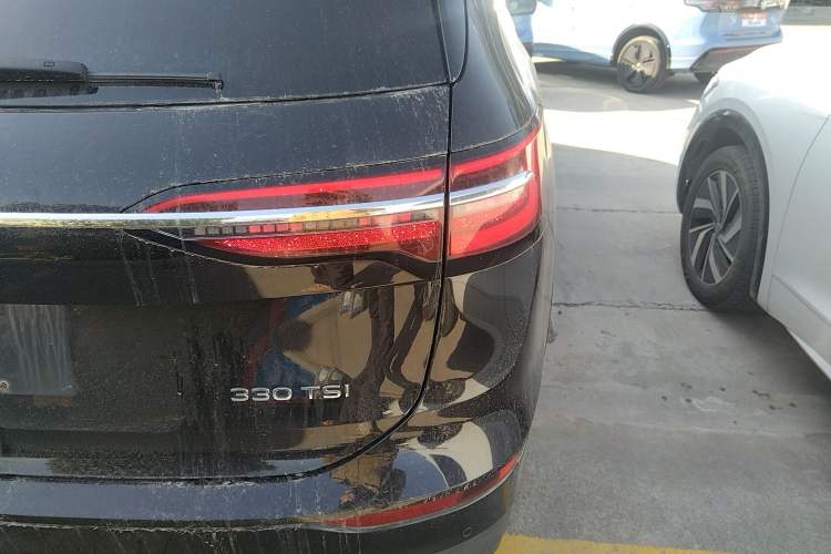 Used Volkswagen Viloran 2024 330TSI Luxury Edition