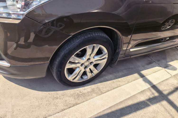 Used Peugeot 3008 2015 2.0L Automatic Classic Edition
