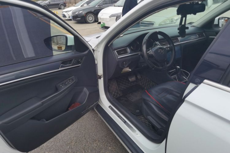 Used Volkswagen C-TREK 2017 230TSI DSG Comfort Version Driver Seat