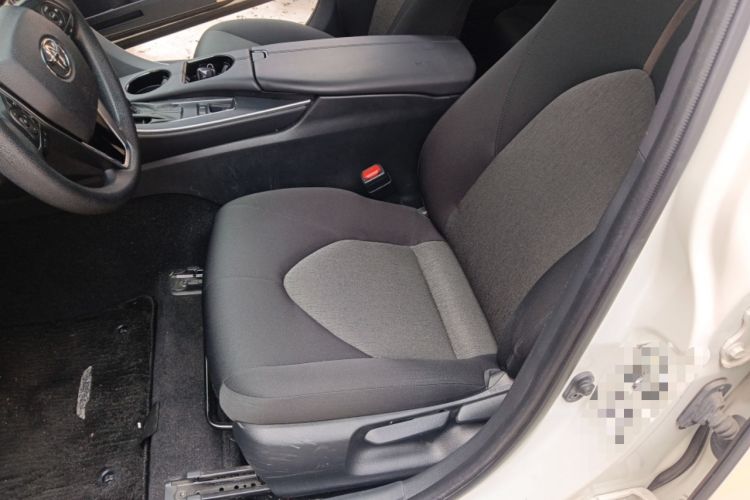 Used Toyota Avalon 2019 2.0L Ambition Edition China VI