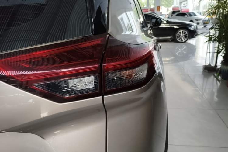 Used Nissan X-Trail 2021 VC-Turbo 300 CVT 2WD Luxury Edition
