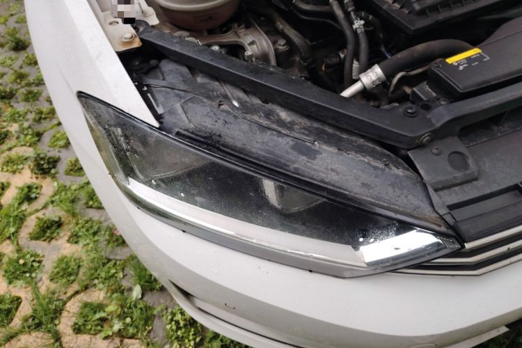 Used Volkswagen Golf Sportsvan 2018 230TSI Automatic Trend Edition Right Front Headlight