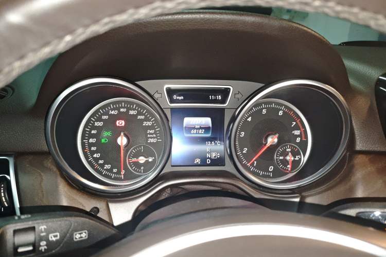 Used Mercedes-Benz GLE 2016 GLE 320 4MATIC Dynamic Edition Instrument Cluster